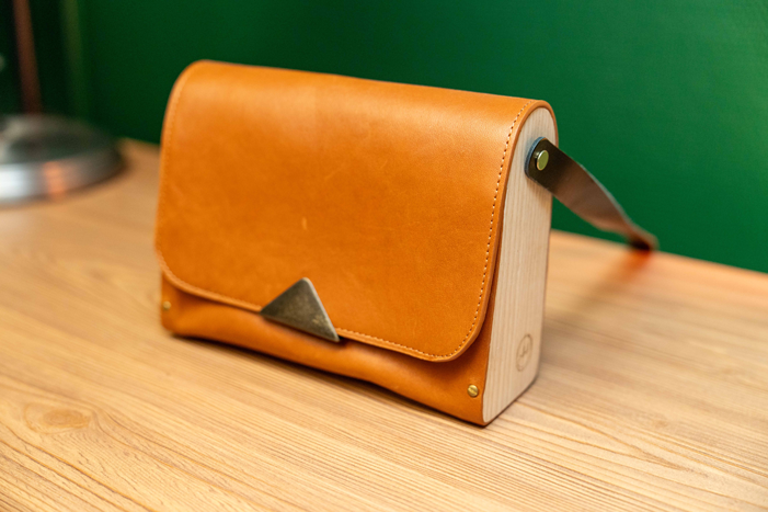 Sac en cuir et bois Cognac