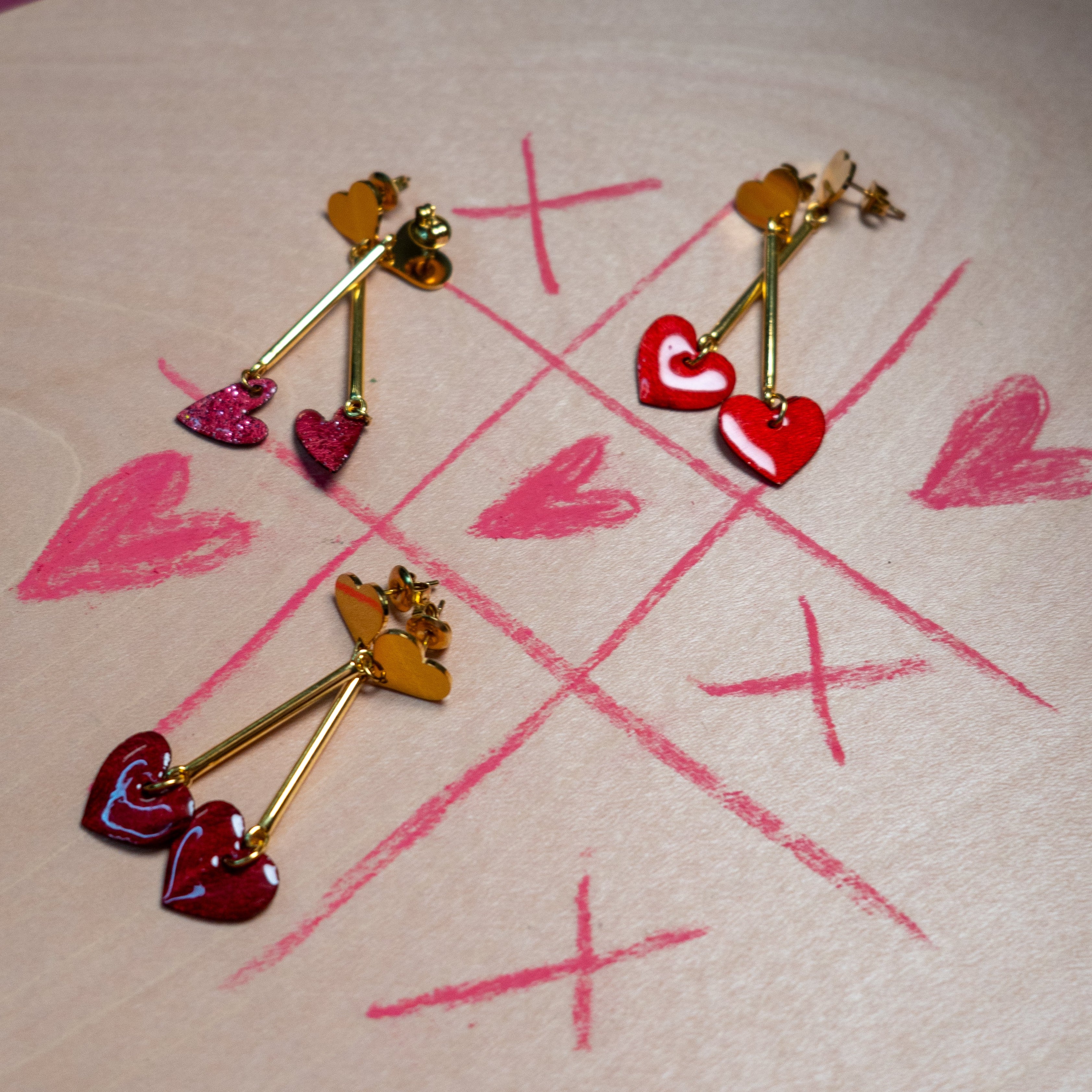 Boucles Roșie Rose à paillettes