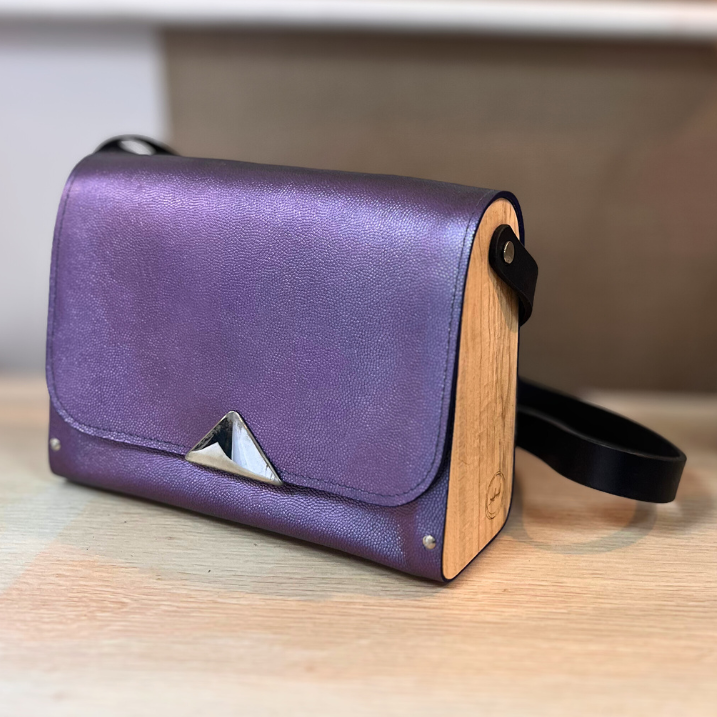 Sac en cuir et bois - Violet irisé